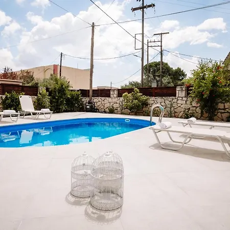 Rahes With Private Pool *